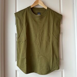 GAP Olive Green Muscle Tee